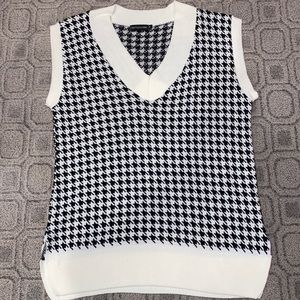 Pretty Little Thing Sweater Vest